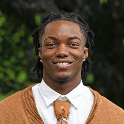 Aaron M Senior Admissions Fellow Headshot