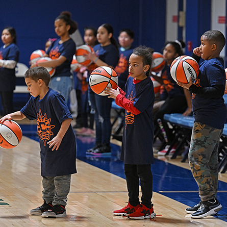 Conn and CT Sun host basketball clinic for kids